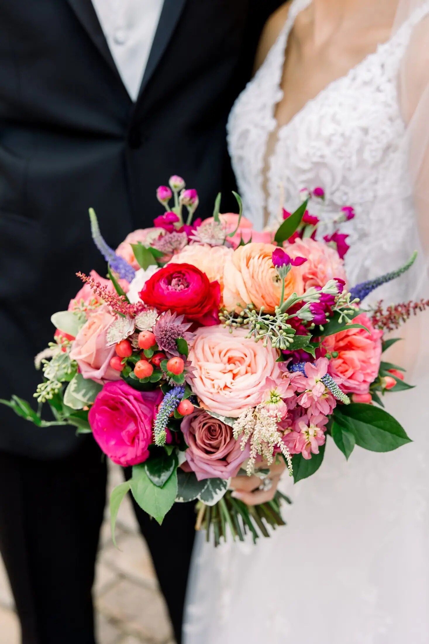 Wedding ceremony florals at Ivanhoe Country Club